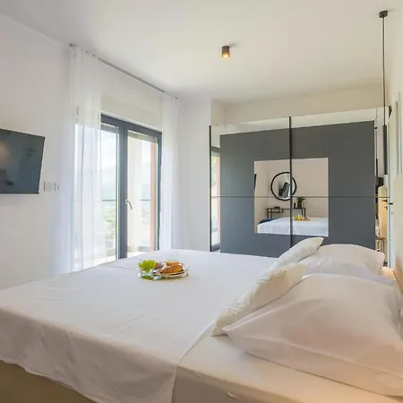 Amazing In With Kitchen Casa vacanze