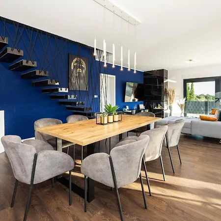 Amazing In With Kitchen Casa vacanze Dicmo